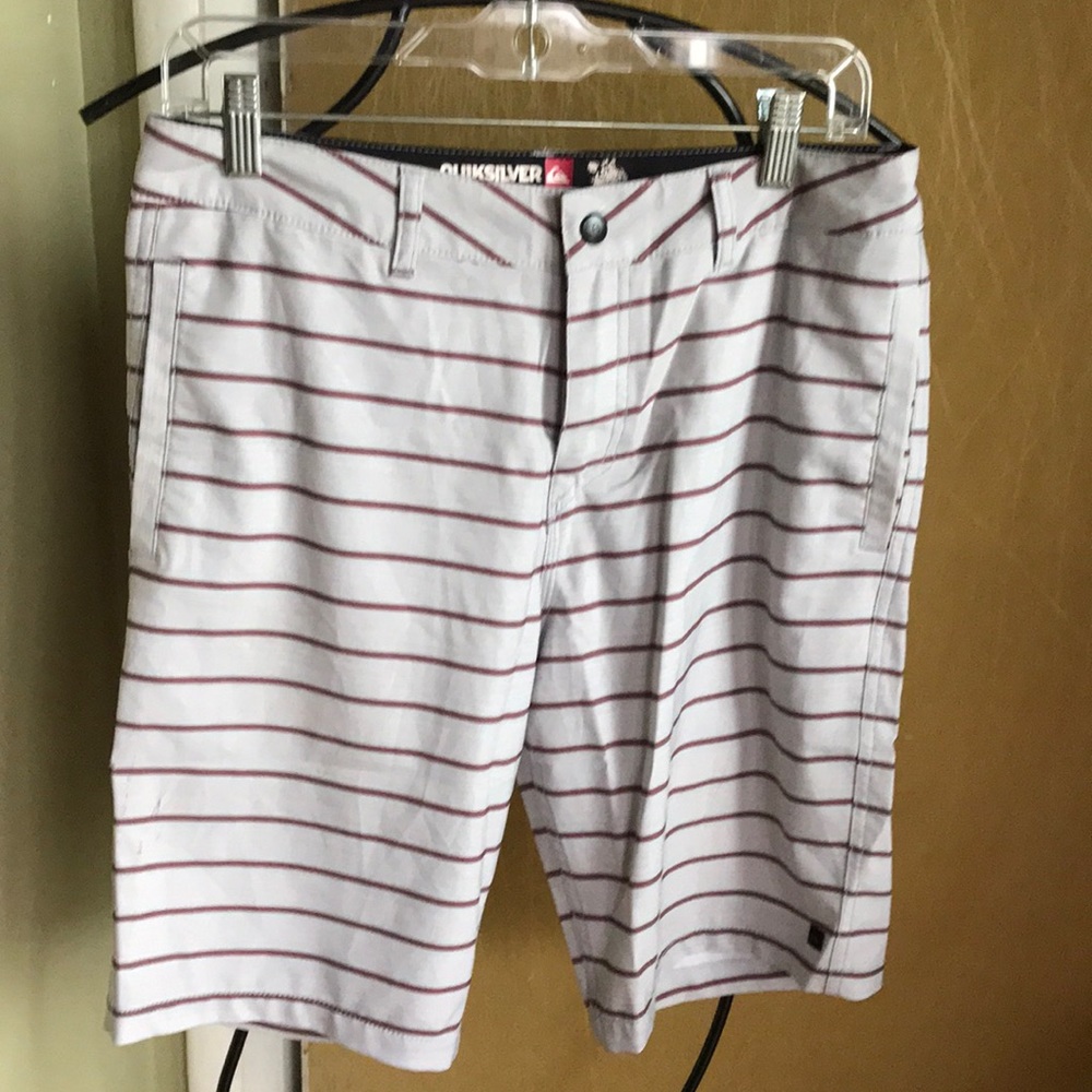 Quik Silver men short size 30 Amphibians nwot